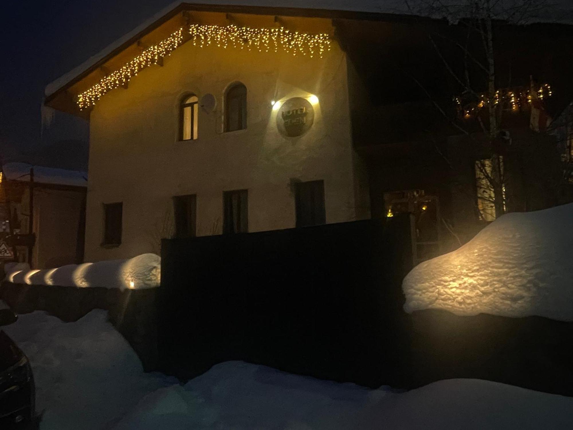 Hotel Eden Mestia Exteriör bild